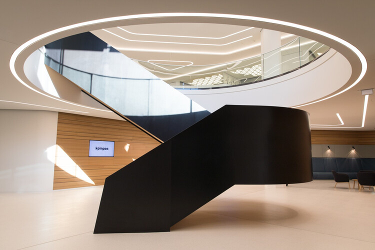 Design und Funktion perfekt vereint: Die Treppe des Jahres 2017 als repräsentatives Element